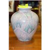 Image 1 : PINK FLOWERED VASE
