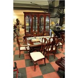 MAHOGANY DINING ROOM SUITE