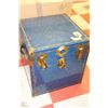 Image 1 : BLUE METAL TRUNK 18 INCHES SQUARE X