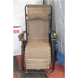 NEW DELUX ZERO GRAVITY CHAIR