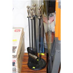 FIREPLACE TOOL SET