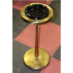 ASHTRAY PEDSTAL WITH ASHTRAY 2FT TALL