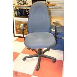 HYDRAULIC LIFT OFFICE CHAIR