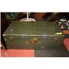 Image 1 : VINTAGE METAL CHEST NO DRAWER