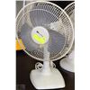 Image 1 : WHITE WESTINGHOUSE TABLE FAN - 3-SPEEDS