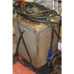 MARQUETTE INSTANT ARC WELDER & CABLES