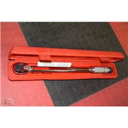 HEAVY DUTY TORQUE WRENCH 1/2 IN. DRIVE