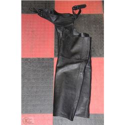 PAIR OF MENS LEATHER CHAPS