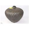 Image 1 : ROUND SHOWHOME VASE 8.5" TALL