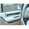 Image 19 : 1986 Cadillac Fleetwood White 4dr. Eng.401