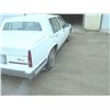 Image 5 : 1986 Cadillac Fleetwood White 4dr. Eng.401