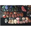 Image 4 : Numerous Cabochons!