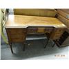 Image 1 : Mahogany Knee-Hole Desk