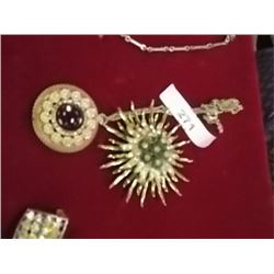 VINTAGE RHINESTONE JEWELRY - NECKLACE & BROTCH