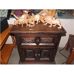 RETRO GOTHIC STYLE END TABLE