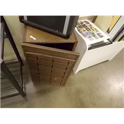 RETRO BELT BUCKLES DISPLAY STAND