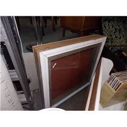 LARGE TABLE TOP DISPLAY WITH GLASS