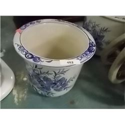 PORCELAIN PLANT POTS - HAND PAINTED - 1 TTL