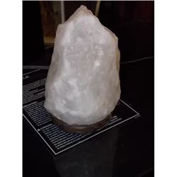 HIMALAYAN SALT LAMP -CRYSTAL ROCK LIGHTING - TOTALLY RETRO