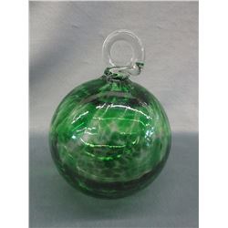 Ne'Qwa Art glass ball ornament