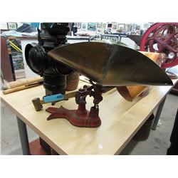 Vintage - Fairbanks grocery scale