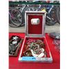 Image 1 : Jewelry Box & Contents