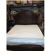 Image 1 : Ornate king size bed frame - used