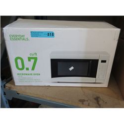 0.7 Cubic foot microwave