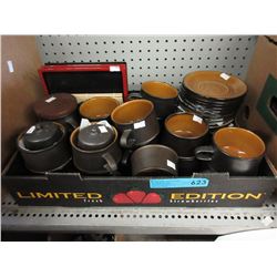 Retro stoneware cups & saucers