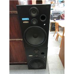 2 Pioneer speakers - used
