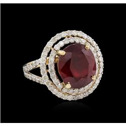 9.41ct Ruby and Diamond Ring - 14KT Yellow Gold