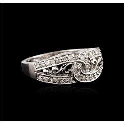 14KT White Gold 0.35ctw Diamond Ring