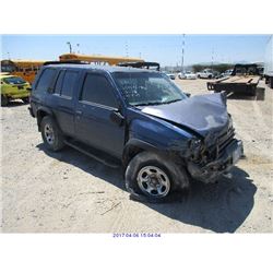 1993 - NISSAN PATHFINDER//SCRAP PARTS ONLY//