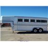 Image 4 : 1996 - DOUBLE D HORSE TRAILER