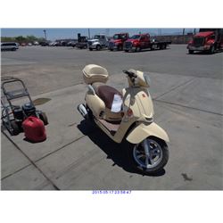 2013 - KYMCO SCOOTER
