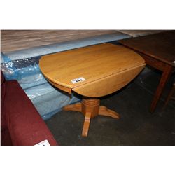 SOLID OAK DROP LEAF TABLE