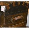 Image 5 : Antique Dome Top Trunk