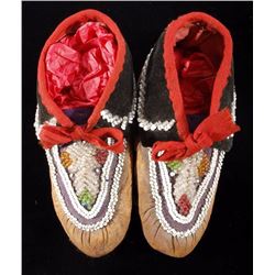 Iroquois Beaded Child's Moccasins 19th Century