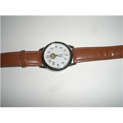 AMERICAN LEGION VINTAGE 80'S MENS WATCH LIKE NEW WITH LEATHER BAND!! WATCH CAME OUT OF SAFE BOX!!