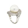 Image 4 : 18KT White Gold 1.41ctw Diamond and Pearl Ring