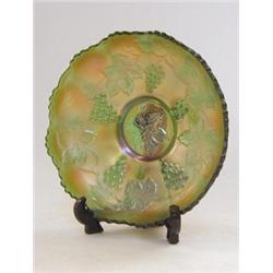 A GREEN CARNIVAL GLASS DISH, Fenton Vintage leaf, diameter 17cm  £20-30...