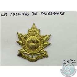 Les Fusiliers de Sherbrooke Regiment WW2 Cap Badge with original lugs (no pin)