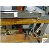 Image 2 : Wood Shop Lathe