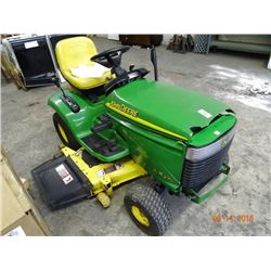 John Deere LX 279 Riding Mower - Hood Damage (Plastics)