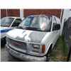 Image 1 : 2001 GMC 2500 6-Dr. Cargo Van