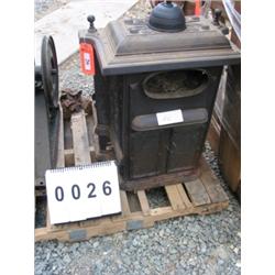 COLLECTIBLE WOOD STOVE ANTIQUE