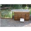 Image 1 : COLLECTIBLE BATHROOM VANITY