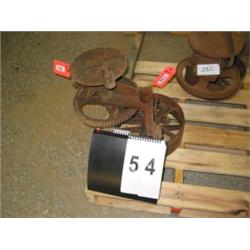 COLLECTIBLE MONITOR PUMP JACK ANTIQUE
