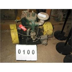COLLECTIBLE CUSHMAN 2 CYLINDER ENGINE ANTIQUE
