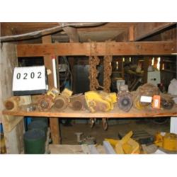 COLLECTIBLE CATERPILLAR GENERATORS (14)